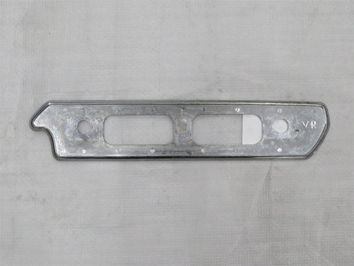 BMW E3 Chromunterlage Zierleiste Türgriff innen Tür vorn rechts 51411813556