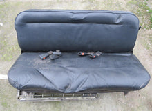 Laden Sie das Bild in den Galerie-Viewer, Mercedes Benz W460 G-Modell lang Rückbank Sitzbank hinten schwarz