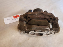 Laden Sie das Bild in den Galerie-Viewer, Porsche 928 Bremssattel vorn links 92835142100