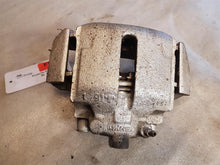 Laden Sie das Bild in den Galerie-Viewer, Porsche 928 Bremssattel vorn links 92835142100