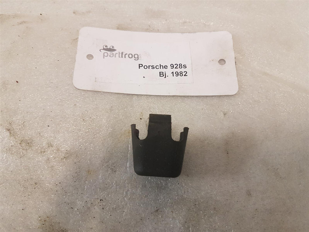 Porsche 928 Halterung Wischwasserschlauch vorn