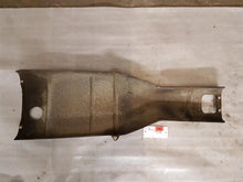 Laden Sie das Bild in den Galerie-Viewer, Porsche 928 Wärmeschutzblech Abstrahlblech Auspuff 92850449101