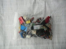 Laden Sie das Bild in den Galerie-Viewer, Porsche 928 928S Stecker Kabelbaum Konvolut