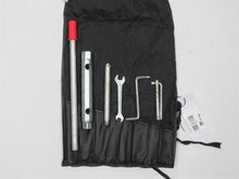 Laden Sie das Bild in den Galerie-Viewer, Porsche 996 986 Bordwerkzeug Werkzeugset tool kit