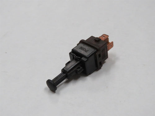 PORSCHE 911 996 Cabrio Bremslichtschalter 99661311101