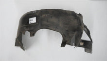 Laden Sie das Bild in den Galerie-Viewer, PORSCHE 996 986 Radhausschale vorne links 99650420308