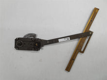 Laden Sie das Bild in den Galerie-Viewer, Mercedes Benz W108 W109 Fensterheber vorne rechts