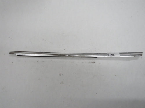 Mercedes Benz W108 W109 Tür Fensterschacht Chromleiste vorne links