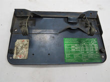 Laden Sie das Bild in den Galerie-Viewer, Mercedes Benz W108 W109 Tankklappe Tankdeckel 1085840039