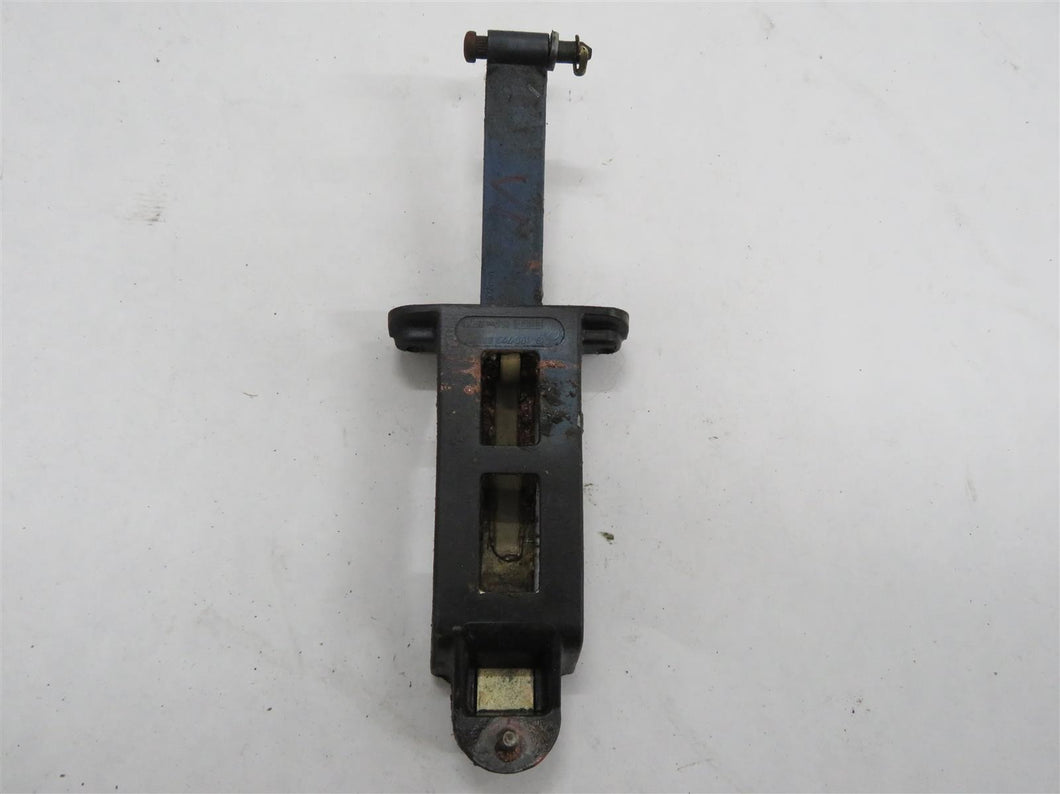 Mercedes Benz W108 W109 Türfangband vorne 1087230027