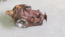 Laden Sie das Bild in den Galerie-Viewer, BMW E3 E9 2.8 Differential Hinterachsgetriebe