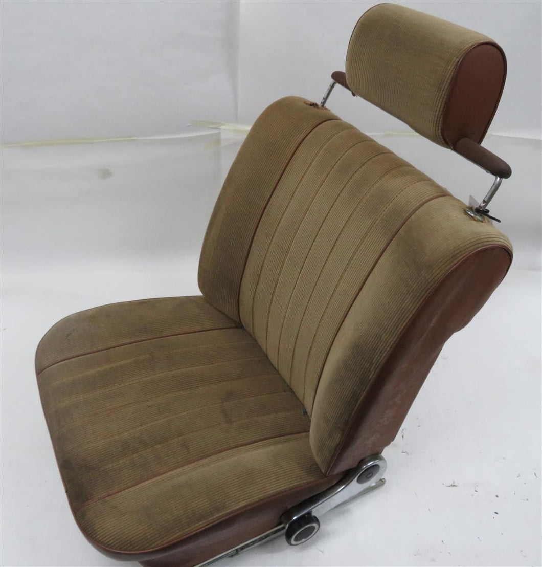 BMW E3 Sitz vorn links Fahrersitz Stoff braun/beige mit Kopfstütze