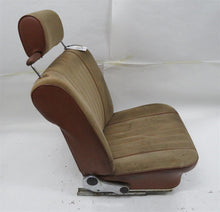 Laden Sie das Bild in den Galerie-Viewer, BMW E3 Sitz vorn links Fahrersitz Stoff braun/beige mit Kopfstütze