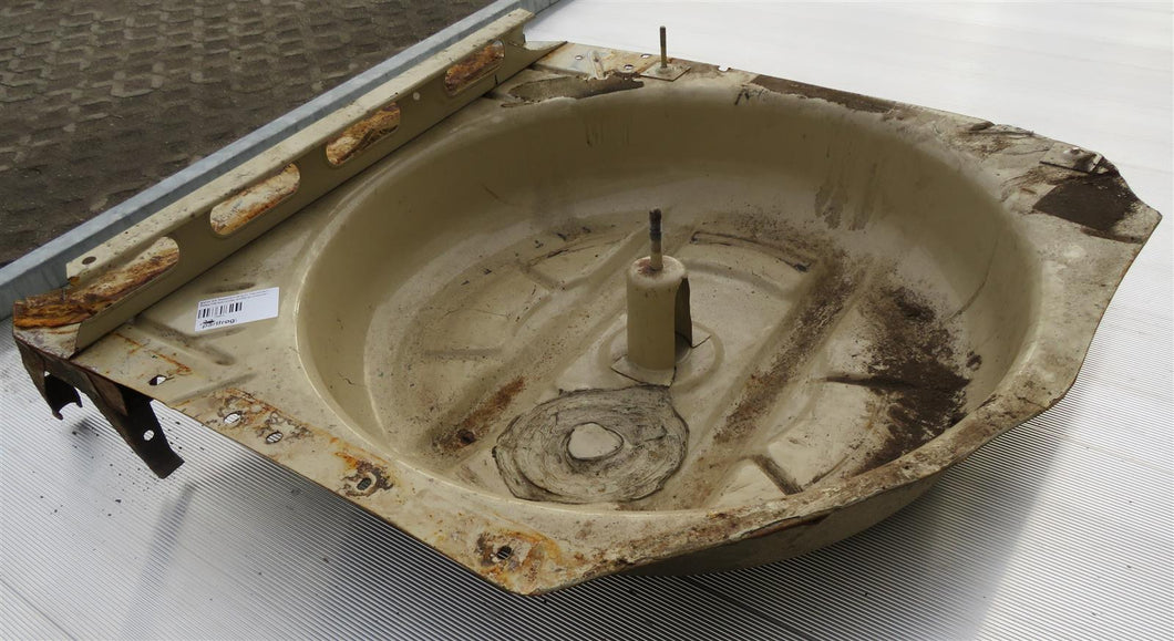 BMW E3 Reparaturblech Heckblech Reserveradmulde Kofferaumboden