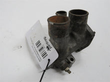 Laden Sie das Bild in den Galerie-Viewer, BMW E3 2.5 2.8 3.0 M30 Thermostatgehäuse unten 12503519
