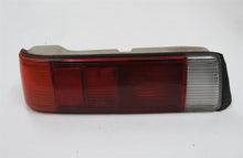 Laden Sie das Bild in den Galerie-Viewer, BMW E21 Rücklicht Heckleuchte hinten links