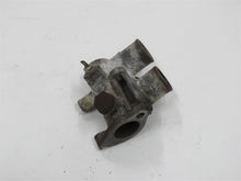Laden Sie das Bild in den Galerie-Viewer, BMW M10 Motor neue Klasse E10 E12 E21 Anschluss Kühlwasser Wasserstutzen 1256641