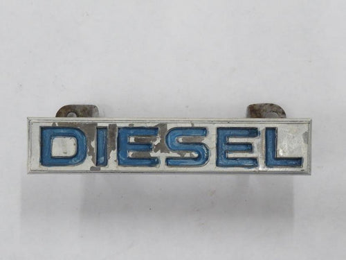 Toyota Land Cruiser HJ60 Schriftzug Emblem Diesel vorn im Grill