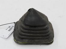 Laden Sie das Bild in den Galerie-Viewer, Toyota Land Cruiser HJ60 Schaltbalg Schaltsack Gummi