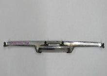 Laden Sie das Bild in den Galerie-Viewer, Rover P5 Mark II 3.0 Abdeckung Chrom Kennzeichenbeleuchtung Heckklappe