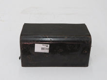 Laden Sie das Bild in den Galerie-Viewer, Rover P5 Mark II 3.0 Haube Abdeckung Batterie Batteriekasten
