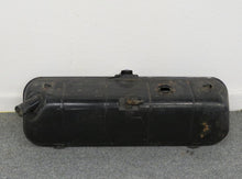 Laden Sie das Bild in den Galerie-Viewer, Rover P5 Mark II 3.0 Tank Kraftstofftank Benzintank