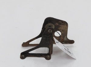 Toyota Land Cruiser HJ60 Halterung Halter Bremskraftregler Hinterachse