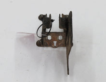 Laden Sie das Bild in den Galerie-Viewer, Toyota Land Cruiser HJ60 Halterung Halter Bremskraftregler Hinterachse