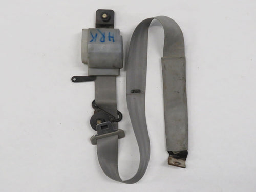 Mitsubishi Pajero L040 Lang Sicherheitsgurt hinten rechts Kofferraum 7-sitzer