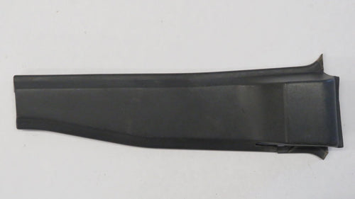 Mitsubishi Pajero Montero Lang L040 Innenverkleidung rechts B-Säule XB476236RH