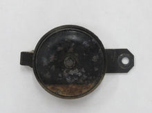 Laden Sie das Bild in den Galerie-Viewer, Toyota Land Cruiser HJ60 Hupe Horn