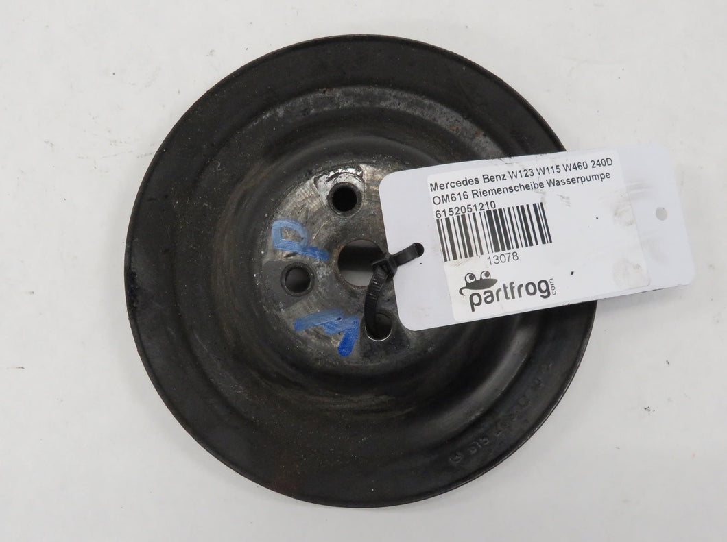 Mercedes Benz W123 W115 W460 240D OM616 Riemenscheibe Wasserpumpe 6152051210