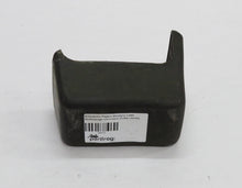 Laden Sie das Bild in den Galerie-Viewer, Mitsubishi Pajero Montero L040 Stoßstange vorn Horn Puffer rechts