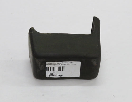 Mitsubishi Pajero Montero L040 Stoßstange vorn Horn Puffer rechts