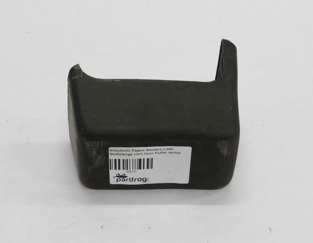 Mitsubishi Pajero Montero L040 Stoßstange vorn Horn Puffer rechts