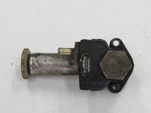 Laden Sie das Bild in den Galerie-Viewer, Mercedes Benz W111 W115 200D 220D OM615 Dieselpumpe Förderpumpe Bosch FP/KG22M101