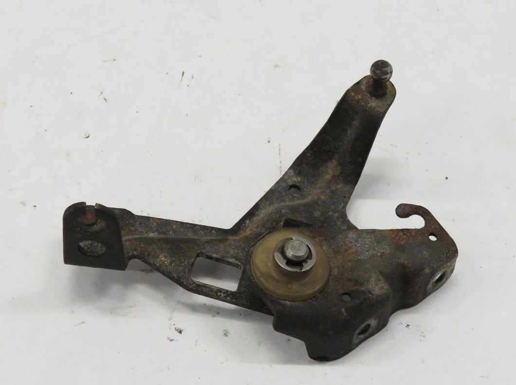 Mercedes Benz W123 S123 240D 300D Gasgestänge Regulierung oben