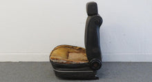Laden Sie das Bild in den Galerie-Viewer, Alfa Romeo Alfetta (1975-1977) Sitz vorn links Fahrersitz zum Herrichten