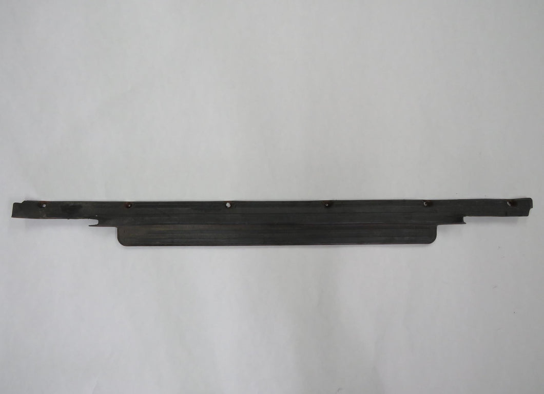 Mitsubishi Pajero Montero L040 kurz Einstiegsleiste Schweller vorn links XB476363