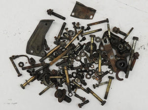 Mercedes Benz W123 S123 200D 240D Konvolut Schrauben und Kleinteile Motor