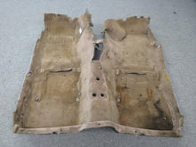 Laden Sie das Bild in den Galerie-Viewer, Nissan 300ZX Z31 Teppich