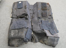 Laden Sie das Bild in den Galerie-Viewer, Nissan 300ZX Z31 Teppich