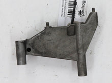 Laden Sie das Bild in den Galerie-Viewer, Mercedes Benz W201 W124 250D 300D Halter Halterung Servopumpe