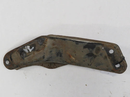 Nissan 300ZX Z31 Halter Schubstange Längslenker Querlenker vorn links unten