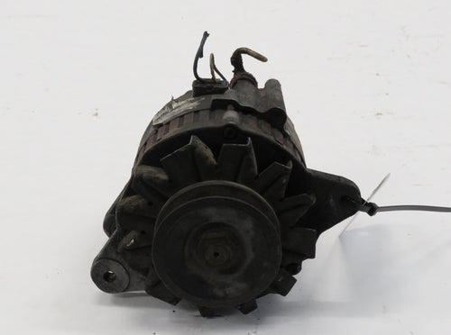 Mitsubishi Pajero Montero L040 2.5TD Lichtmaschine