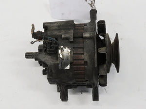 Mitsubishi Pajero Montero L040 2.5TD Lichtmaschine