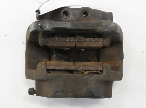 BMW E3 E9 Bremssattel für innenbelüftete Bremsscheiben vorn links