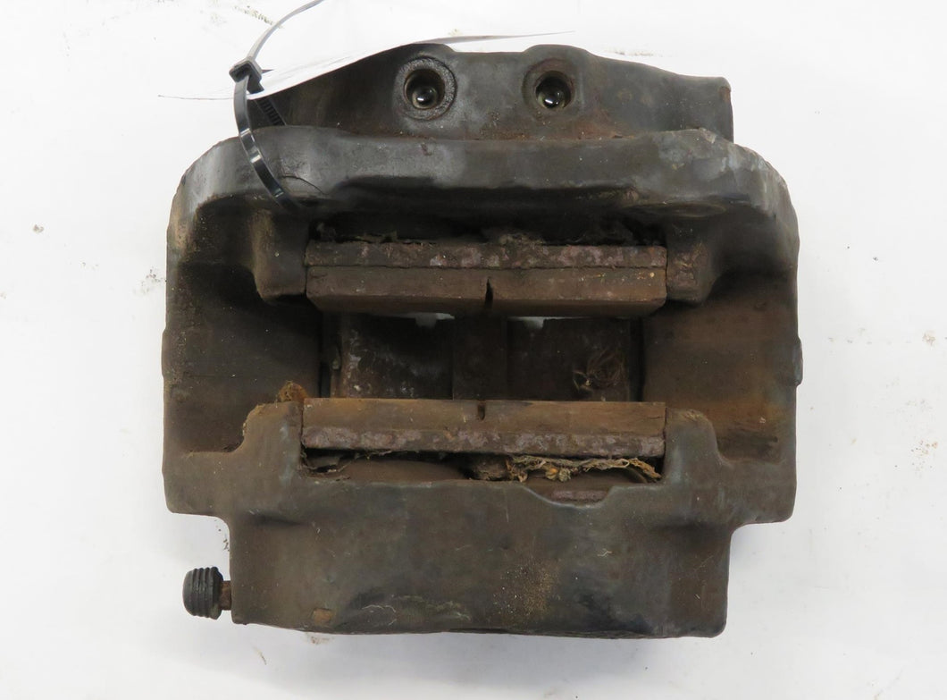 BMW E3 E9 Bremssattel für innenbelüftete Bremsscheiben vorn links