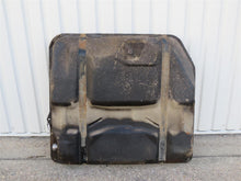 Laden Sie das Bild in den Galerie-Viewer, Toyota Land Cruiser HJ60 Kraftstofftank Dieseltank Tank