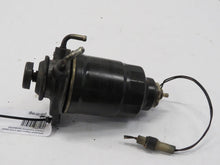 Laden Sie das Bild in den Galerie-Viewer, Mitsubishi Pajero L040 2.5TD Diesel Flansch Aufnahme Handpumpe Dieselfilter